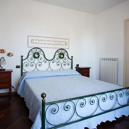 Criro Apartmanhotel