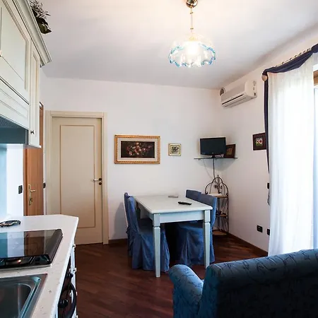 Criro Apartmanhotel Marina Palmense